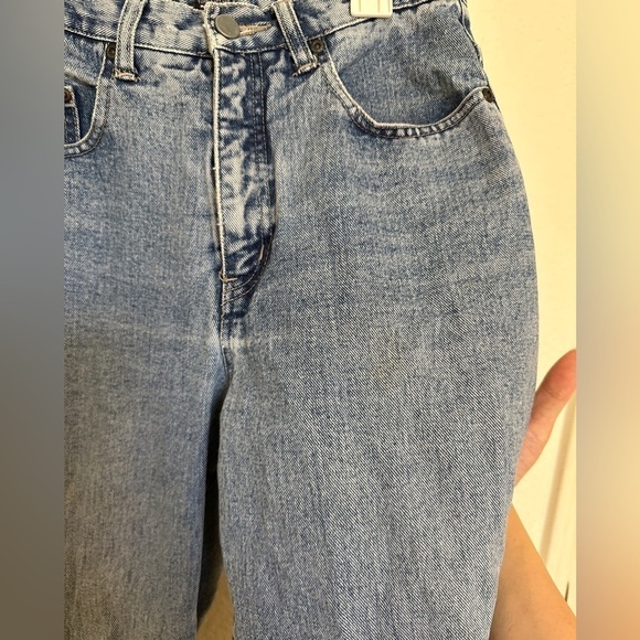 New York Jeans Vintage Light Medium Wash High Waisted Rise Mom Jeans Denim Slim - Picture 3 of 12